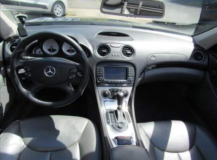 Mercedes-Benz - SL