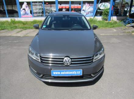 Volkswagen - Passat