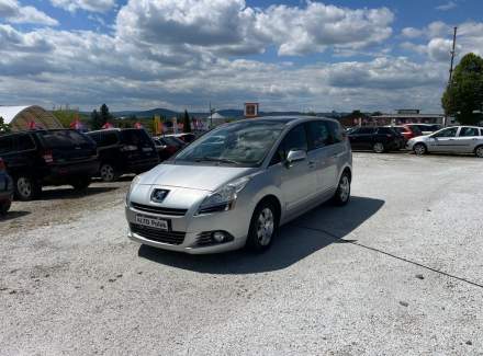 Peugeot - 5008