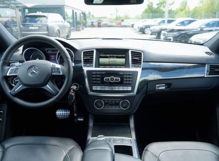 Mercedes-Benz - GL