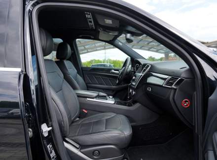 Mercedes-Benz - GL
