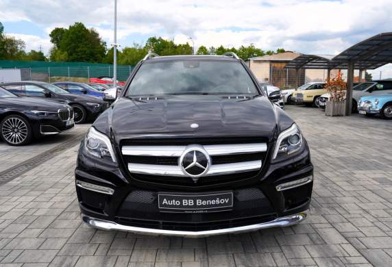 Mercedes-Benz - GL