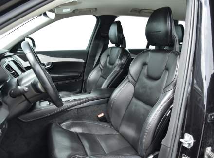 Volvo - XC90