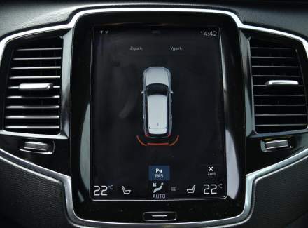 Volvo - XC90