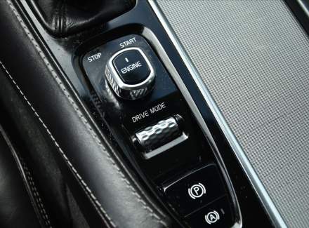 Volvo - XC90
