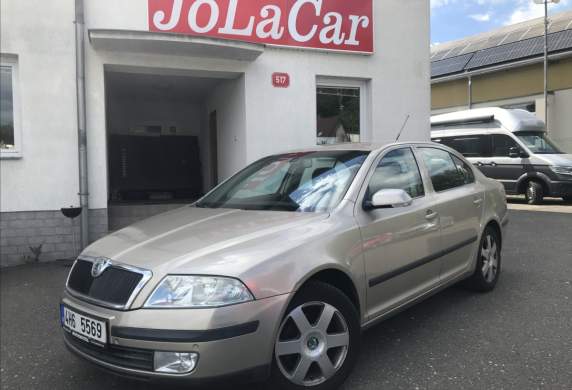 Škoda - Octavia