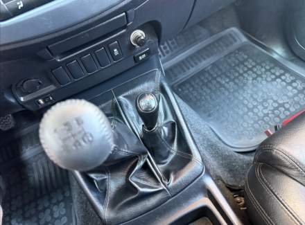 Toyota - Hilux