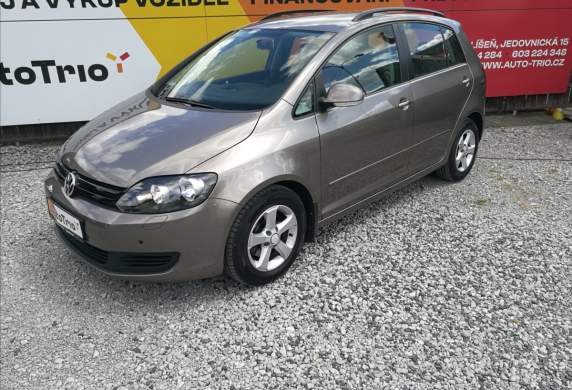 Volkswagen - Golf