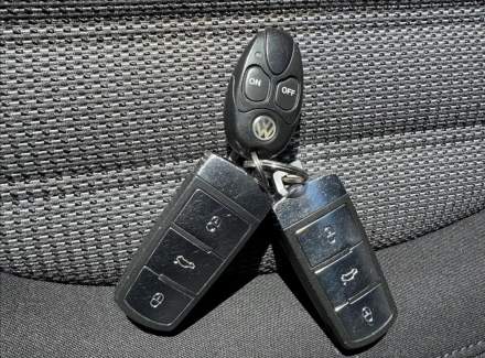 Volkswagen - Passat