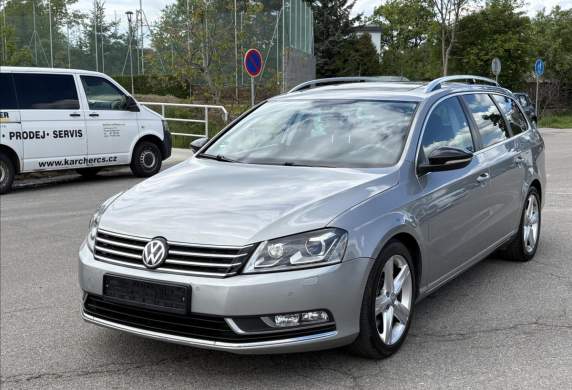Volkswagen - Passat