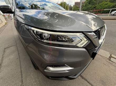 Nissan - Qashqai