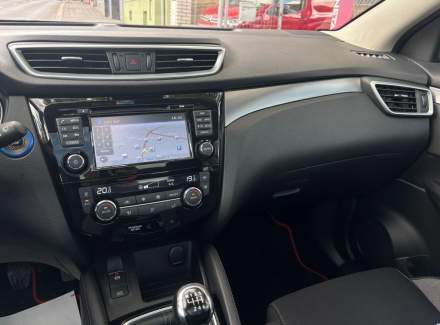 Nissan - Qashqai