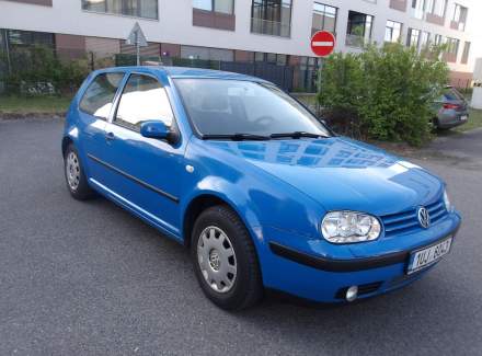 Volkswagen - Golf