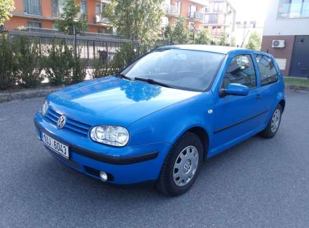 Volkswagen - Golf