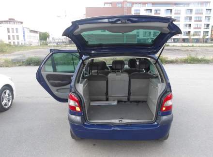 Renault - Scenic