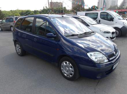 Renault - Scenic
