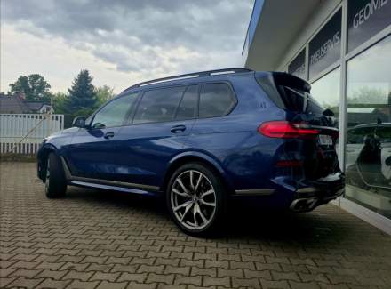 BMW - X7