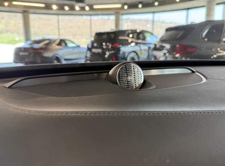 Volvo - XC90