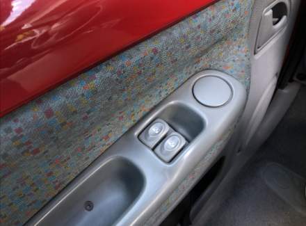 Renault - Twingo