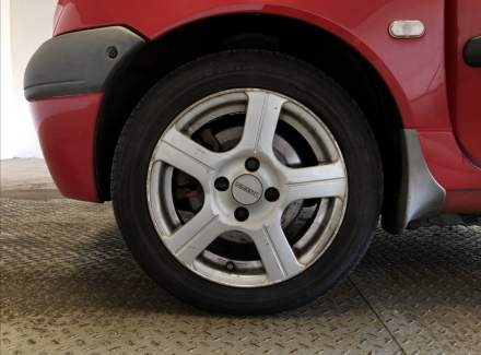 Renault - Twingo