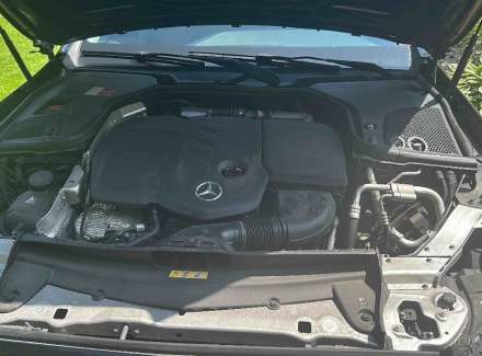Mercedes-Benz - E-class