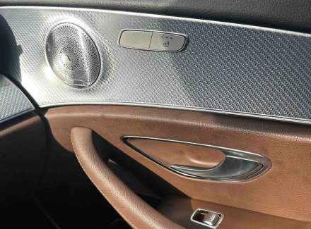 Mercedes-Benz - E-class