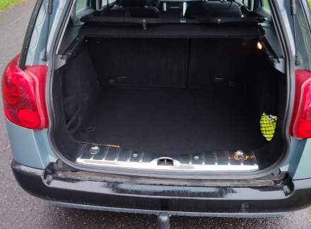 Peugeot - 207