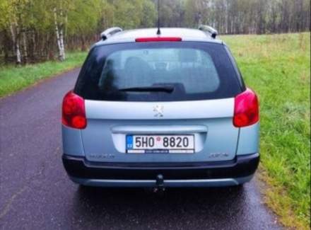 Peugeot - 207