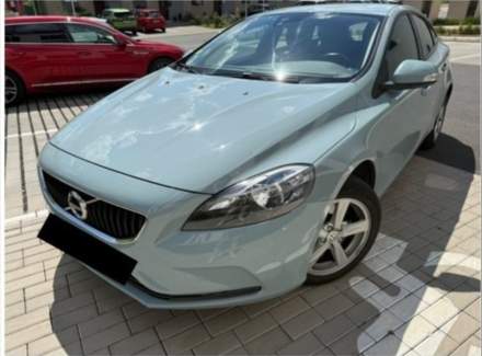 Volvo - V40