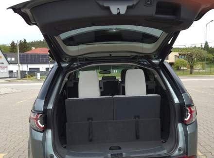 Land Rover - Discovery Sport