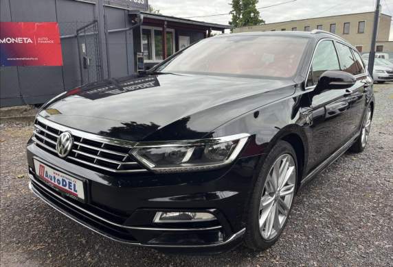 Volkswagen - Passat