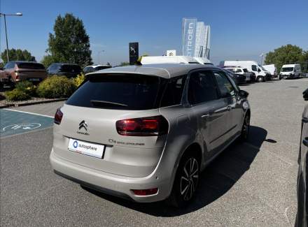 Citroën - C4