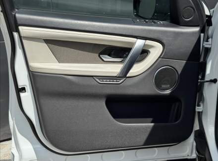 Land Rover - Discovery Sport