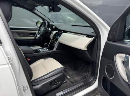 Land Rover - Discovery Sport