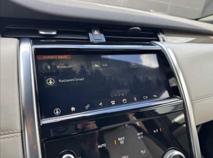 Land Rover - Discovery Sport