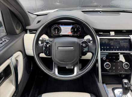 Land Rover - Discovery Sport