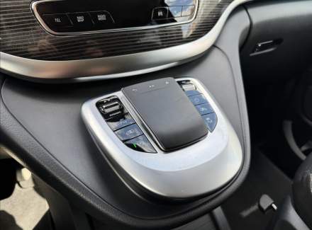 Mercedes-Benz - V-class