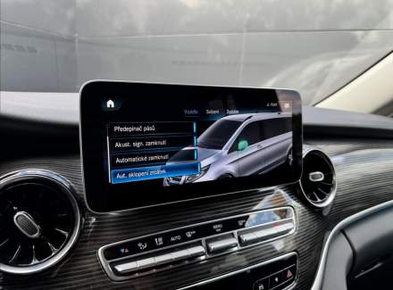 Mercedes-Benz - V-class