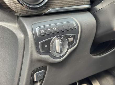 Mercedes-Benz - V-class