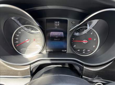 Mercedes-Benz - V-class