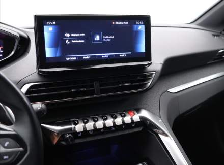 Peugeot - 5008