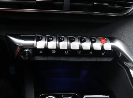 Peugeot - 5008
