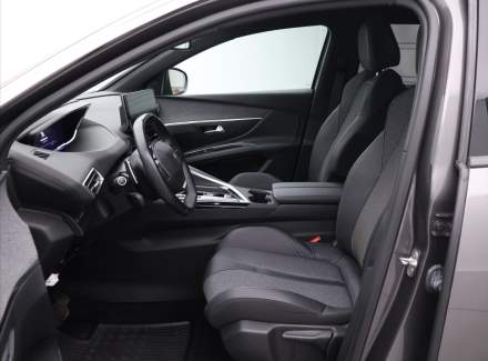 Peugeot - 5008