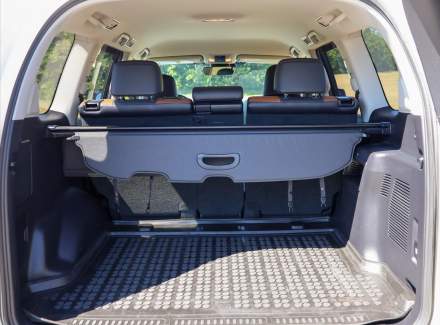 Toyota - Land Cruiser