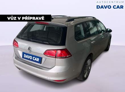 Volkswagen - Golf