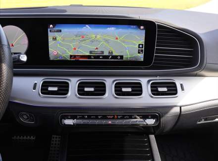 Mercedes-Benz - GLS