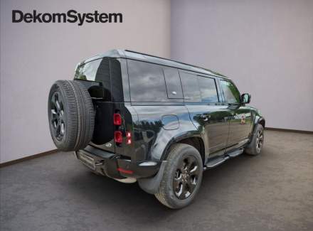 Land Rover - Defender