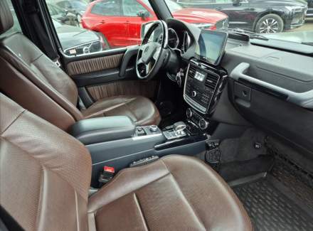 Mercedes-Benz - G-class