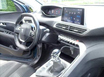Peugeot - 3008