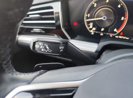 Volkswagen - Touareg